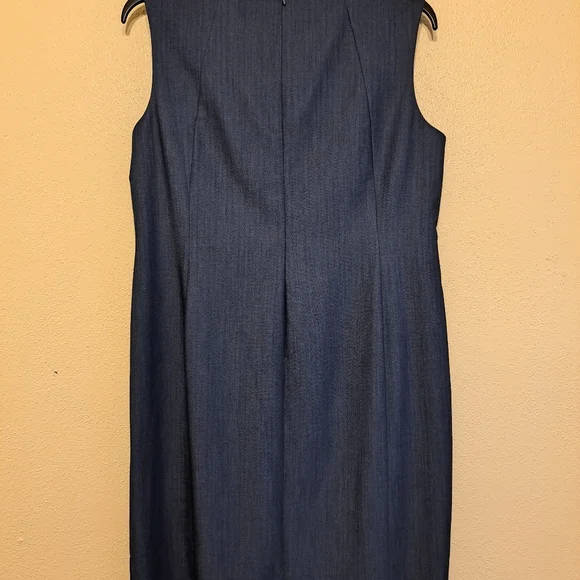 Calvin Klein dress - Picture 8 of 9